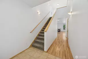 11211 181st St Ct E, Puyallup, WA 98374 - Photo 2