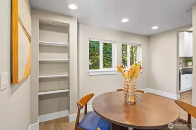 9547 Wallingford Avenue N, Seattle, WA 98103 - Photo 18