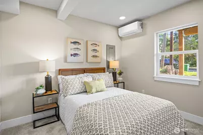 9547 Wallingford Avenue N, Seattle, WA 98103 - Photo 34