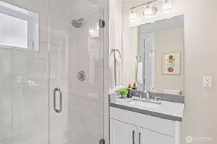 9547 Wallingford Ave N, Seattle, WA 98103 - Photo 10