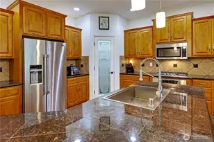 2440 Alaska Ave E, Port Orchard, WA 98366 - Photo 4
