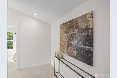 9545 Wallingford Avenue N, Seattle, WA 98103 - Photo 14