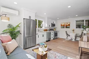 9545 Wallingford Ave N, Seattle, WA 98103 - Photo 6