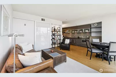 820 Blanchard Street #904, Seattle, WA 98121 - Photo 4