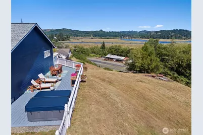 1480 Pacific Avenue, Raymond, WA 98577 - Photo 34