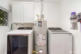 2726 Pioneer Way E, Tacoma, WA 98404 - Photo 18