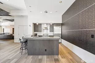 10650 NE 9th Pl, Bellevue, WA 98004 - Photo 30