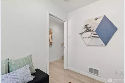 716 11th Avenue E #A, Seattle, WA 98102 - Photo 22