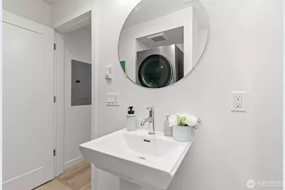 716 11th Avenue E #A, Seattle, WA 98102 - Photo 24