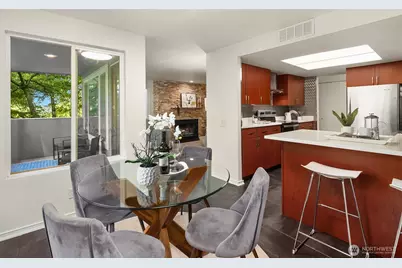 17417 Ashworth Avenue N #203, Shoreline, WA 98133 - Photo 8