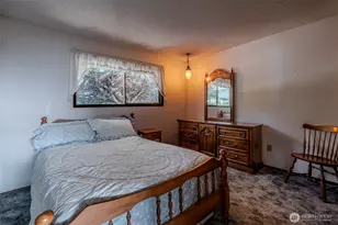 1810 9th St NE, East Wenatchee, WA 98802 - Photo 14