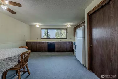 1810 9th Street NE, East Wenatchee, WA 98802 - Photo 6