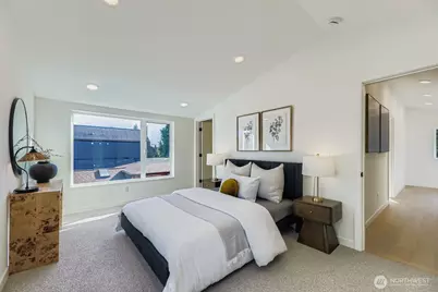 5715 35th Avenue NE, Seattle, WA 98105 - Photo 12