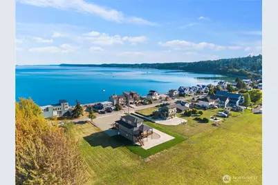 169 Driftwood Shores Road, Camano Island, WA 98282 - Photo 4