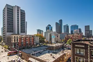 1105 Spring St, Seattle, WA 98104 - Photo 14