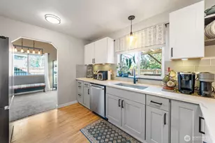 18402 109th St Ct E, Bonney Lake, WA 98391 - Photo 10