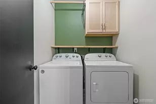 18402 109th St Ct E, Bonney Lake, WA 98391 - Photo 16