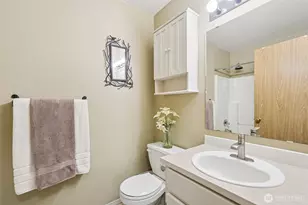 8701 198th St E, Spanaway, WA 98387 - Photo 22