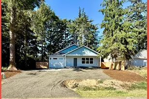 611 Weatherwax Loop NE, Ocean Shores, WA 98569 - Photo 18