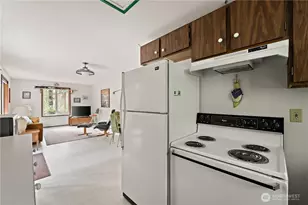 625 E Pointes Dr W, Shelton, WA 98584 - Photo 6