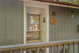 625 E Pointes Dr W, Shelton, WA 98584 - Photo 2