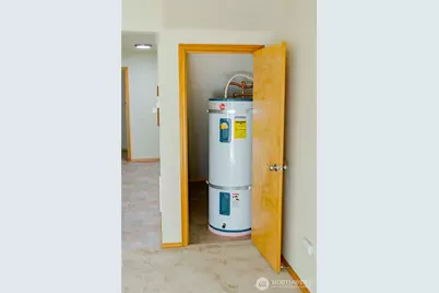 4044 S Puget Sounds Avenue, Tacoma, WA 98409 - Photo 10