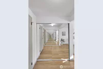 10218 NE 16th Street #Q-7, Bellevue, WA 98004 - Photo 20