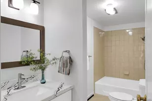 10218 NE 16th St, Bellevue, WA 98004 - Photo 24