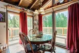 1415 Cloverdale Rd, Kalama, WA 98625 - Photo 10