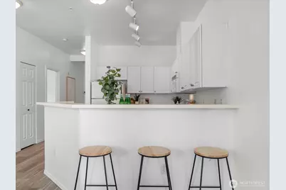 17426 Bothell Way NE #A-407, Bothell, WA 98011 - Photo 6