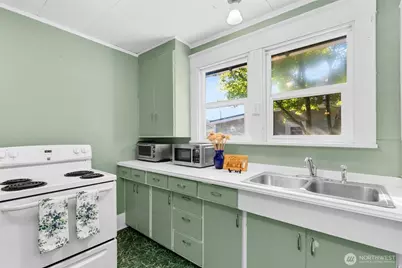 618 W Maple Street, Centralia, WA 98531 - Photo 14