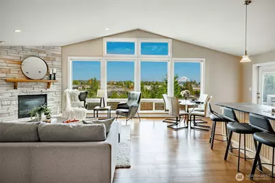 8124 Comox Rd, Blaine, WA 98230 - Photo 1