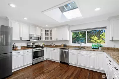 17808 NE 12th Street, Bellevue, WA 98008 - Photo 8