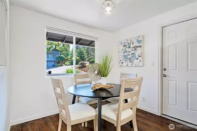 17808 NE 12th Street, Bellevue, WA 98008 - Photo 10