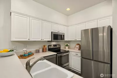 1800 NE 40th Street #C-1, Renton, WA 98056 - Photo 10