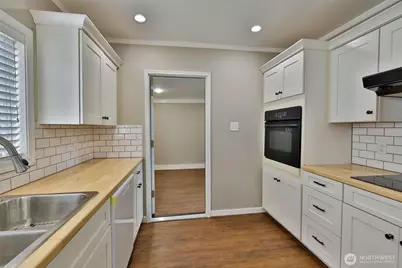 2621 Sumner Avenue, Hoquiam, WA 98550 - Photo 10