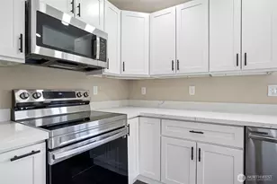 7804 280th St S, Roy, WA 98580 - Photo 8