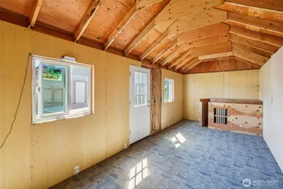 10214 NW 11th Avenue, Vancouver, WA 98685 - Photo 28