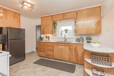 502 E 84th St, Tacoma, WA 98445 - Photo 18