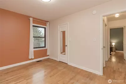 502 E 84th St, Tacoma, WA 98445 - Photo 28