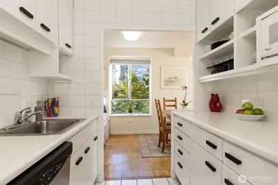 1221 Minor Avenue #410, Seattle, WA 98101 - Photo 6