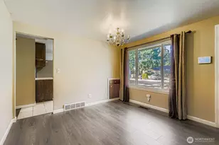 14630 3rd Ave SW, Burien, WA 98166 - Photo 4