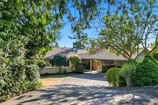 12455 SE 26th Pl, Bellevue, WA 98005 - Photo 4