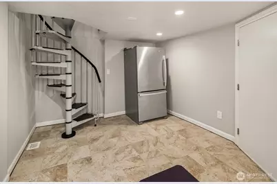 3257 37th Avenue SW, Seattle, WA 98126 - Photo 26