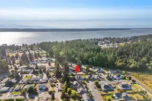 928 Secord Ct, Camano Island, WA 98282 - Photo 2