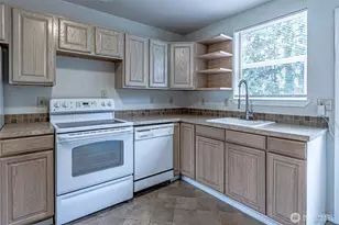 3526 17th Way SE, Olympia, WA 98501 - Photo 8