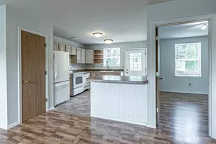 3526 17th Way SE, Olympia, WA 98501 - Photo 6