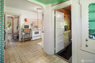 5202 35th Ave SW, Seattle, WA 98126 - Photo 24