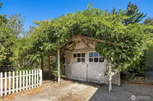 5202 35th Ave SW, Seattle, WA 98126 - Photo 10