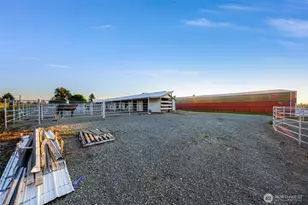 504 E Smith Rd, Bellingham, WA 98226 - Photo 12